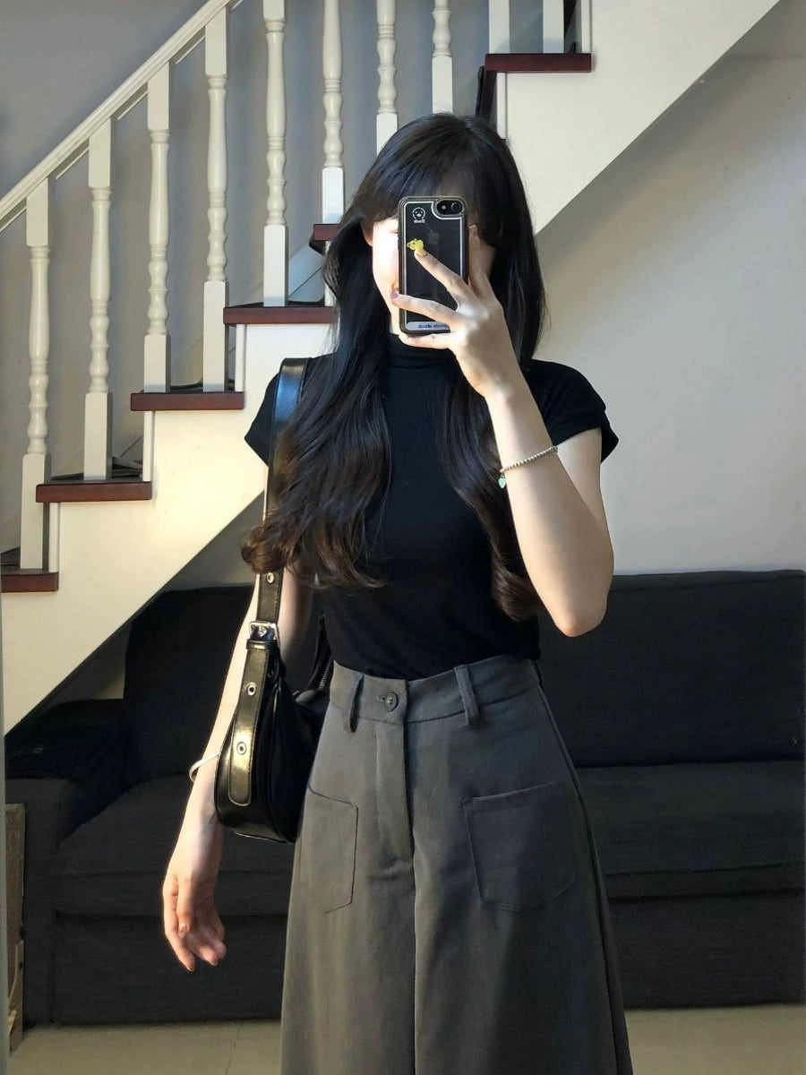 ハイウエストストレートワイドパンツ＆Tシャツ